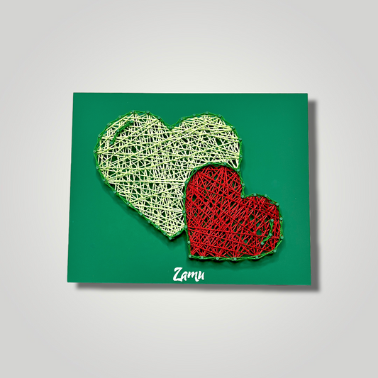 Hugging hearts Green